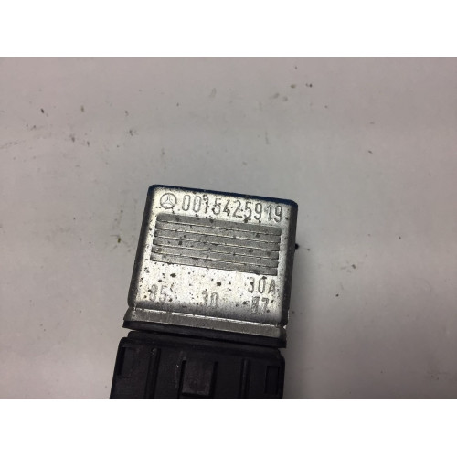 Mercedes W124 Çok Amaçlı Röle 0015425919