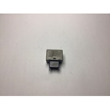 Toyota Avensis Sinyal Flaşör Rölesi 81980-05040 MB066500-5340