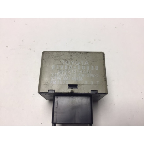 Toyota Sinyal Flaşör Rölesi 81980-50030 066500-4650