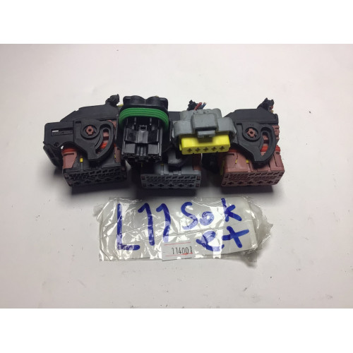 Peugeot Citroen L11 Sigorta Soketi