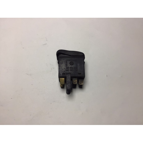 Volkswagen Polo Dörtlü Flaşör Düğmesi 6N1953235 6N2953235