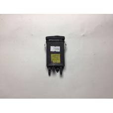 Audi A4 Cam Rezistans Düğmesi 4D0941503B