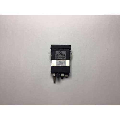 Volkswagen Passat B5 Koltuk Isıtma Anahtarı 3B0963564C