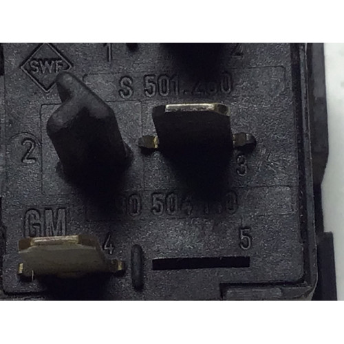 Opel Vectra B Çekiş Kontrol Anahtarı 90504140
