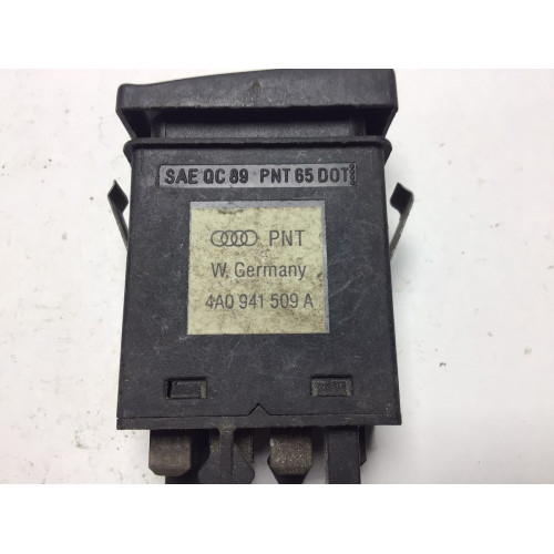 Audi 80 A4 A6 Dörtlü Flaşör Düğmesi 4A0941509A