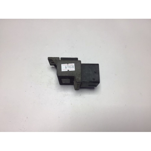 Citroen Xsara C4 C5 Renault Megane 2 Kızdırma Bujisi Rölesi 9640469680