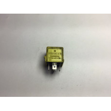 Mercedes Çok Amaçlı Sarı Röle A0025421419 V23134-A52-X335