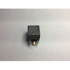 Volkswagen Audi Skoda Röle 141951253B 22200007