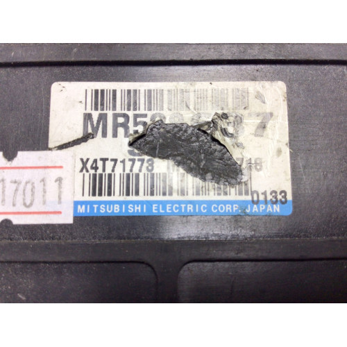 Mitsubishi Pajero Montero Denetleyici MR528637 SS4 X4T71773 