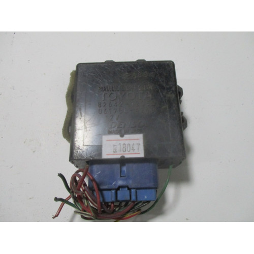 Toyota Carina Işık Rölesi 82642-12050