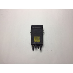 Audi A4 Cam Rezistans Düğmesi 4D0941503B