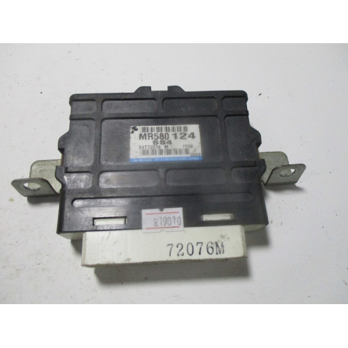 Mitsubishi Pajero Shogun 4x4 WD Kontrol Beyni MR580124 X4T72076
