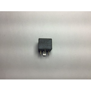 Volkswagen Audi Skoda Röle 141951253B 20240072