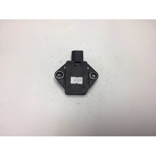 Audi A4 ESP Savrulma Sensörü 0265005245 8E0907637A