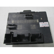 Audi A4 A5 Q5  Kapı Kontrol Beyni 8K0959795