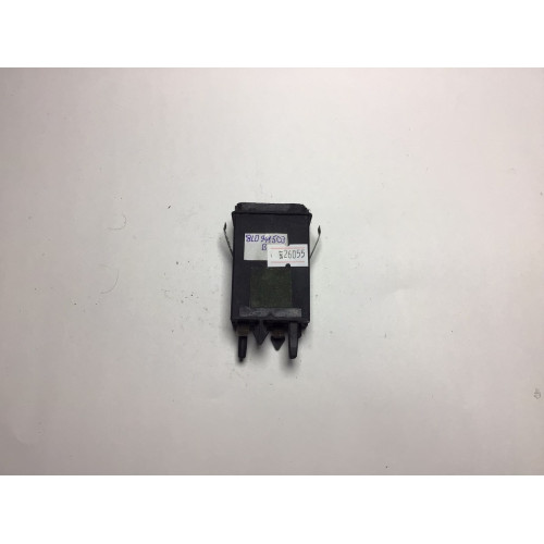Audi A3 Ön Cam Rezistans Düğmesi 8L0941503B