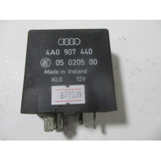 Volkswagen Audi Seat Skoda Röle 4A0907440