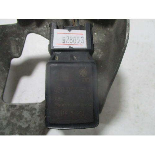 Volkswagen Audi Far Lambası Seviye Sensörü 4B0907503