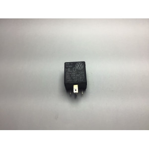 Volkswagen Audi Skoda Seat İkaz Rölesi 3A0951307 3SB004885-04