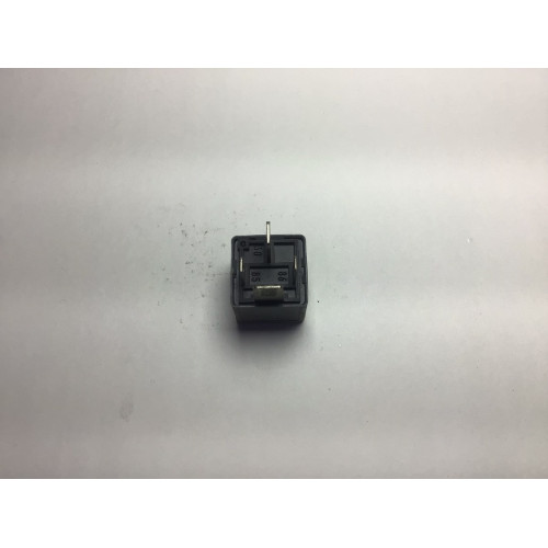 Audi Volkswagen Sharan Seat Ibiza Skoda Fabia Octavia Röle V23134-J52-X228 191937503