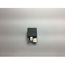 Audi Volkswagen Sharan Seat Ibiza Skoda Fabia Octavia Röle V23134-J52-X228 191937503