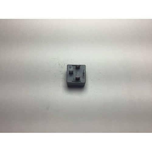 Volkswagen Audi Skoda Röle 141951253B 20240072