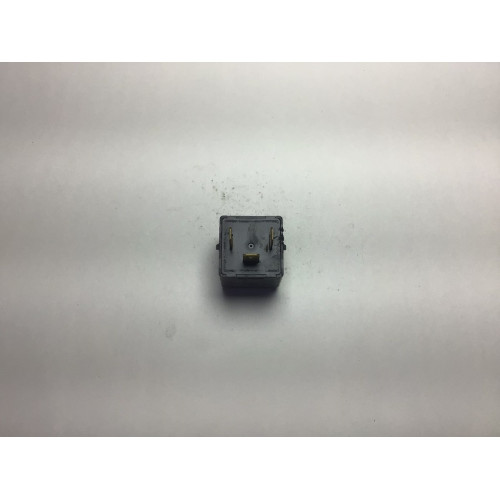 Suzuki Flaşör Rölesi 301.3