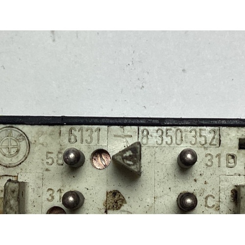 BMW E32 E34 Çekiş Kontrol Düğmesi 61.31-8350352