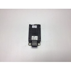 Volkswagen Golf Anten Amplifikatör Beyni 5M0035570B 7617310031