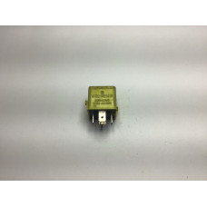 Mercedes Çok Amaçlı Sarı Röle A0025421419 V23134-A52-X335