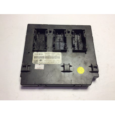 Volkswagen Golf BCM Merkezi Kontrol Modülü 1K0937084D
