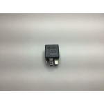 Audi A4 S4 Röle V23134-B52-X301 8D0951253A