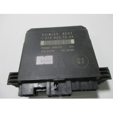 Mercedes W210 W208 Sag Kapı Kontrol Modülü 2108207626 HW:04/99