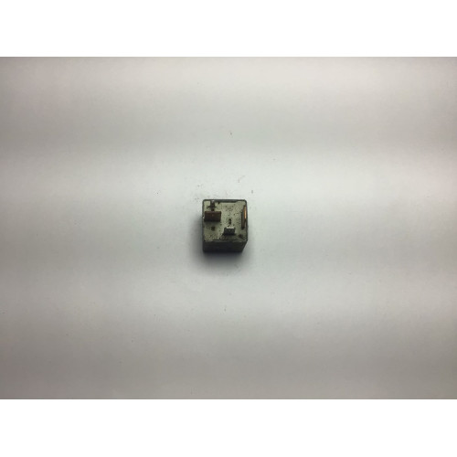 Volkswagen Audi Seat Skoda Röle 22205007 171906383