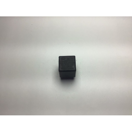 Opel Flaşör Rölesi 3SB004438-02 90240665 2502888