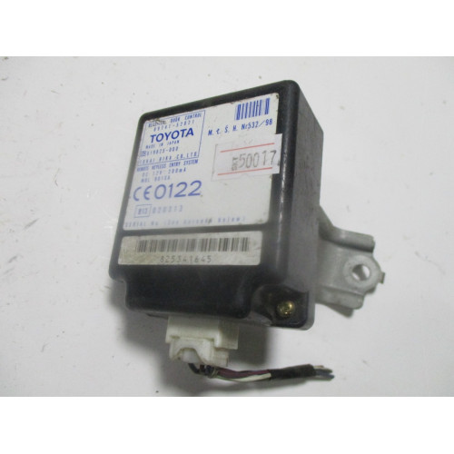 Toyota Yaris Merkezi Kilit Beyni 619825-000