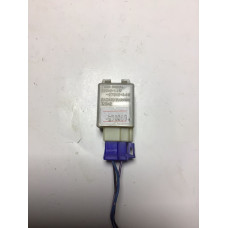 Mazda 626 Flaşör Röle Ünitesi BG1P66830 3211-209-320