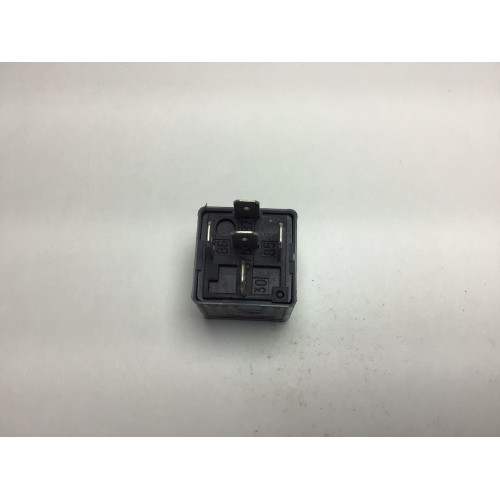 Renault Kangoo Clio Megane Röle 7700421178 V23134-M52-X330