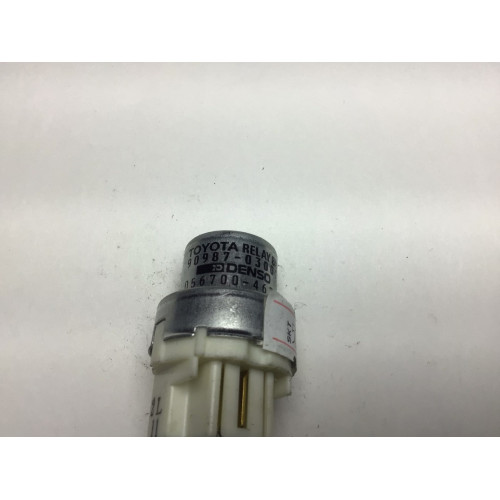 Toyota Corolla Fan Rölesi 90987-03001 056700-4670