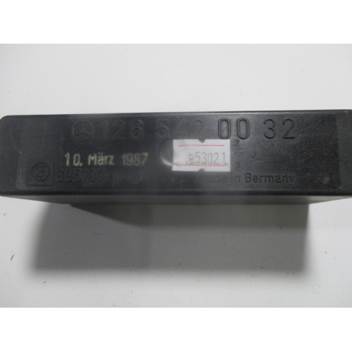 Mercedes Benz Far Rölesi 1265420032 895100