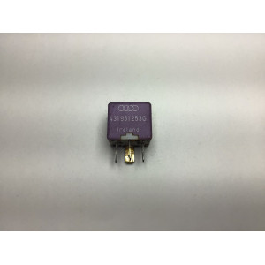 Volkswagen Audi Seat Skoda Röle 431951253G