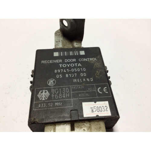 Toyota Avensis Merkezi kilit Beyni 89741-05010