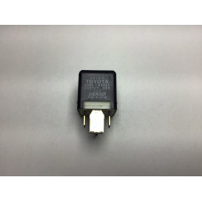 Toyota Fan Rölesi 156700-1580 90987-04006