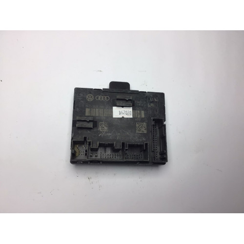 Audi A1 Kapı Kontrol Beyni Sol Ön 8X0959792B 