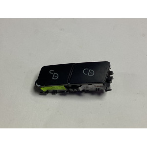Mercedes W204 W212 Merkezi Kilit Düğmesi 03151600 A2048706310