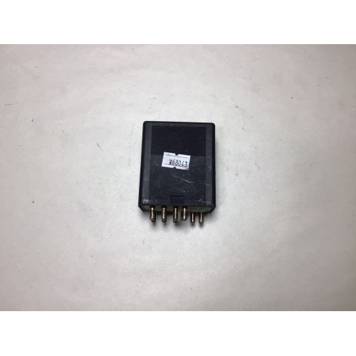 Mercedes W124 W201 Yakıt Pompa Rölesi 0035451905 898172