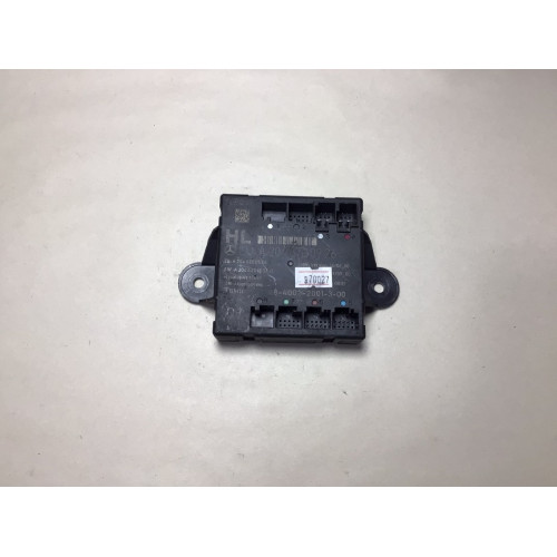 Mercedes W204 C Sol Arka Kapı Beyni A2048700926 A2044421532 A2048200536