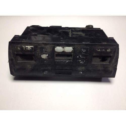 Audi A6 Klima Kontrol Paneli 4B0820043AC 5HB007604-52