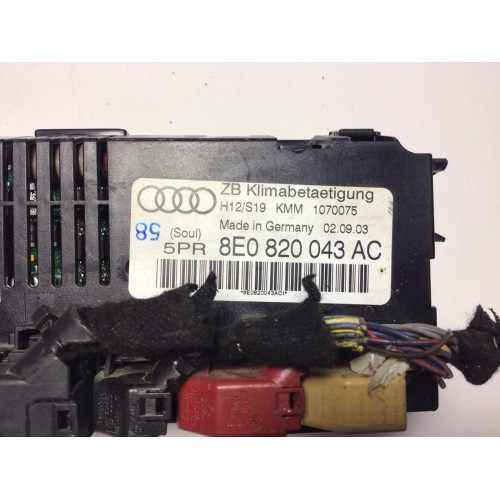 Audi A4 Klima Kontrol Paneli 8E0820043AC 1070075