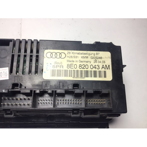 Audi A4 Klima Kontrol Paneli 8E0820043AM 0205246
